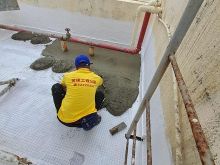 天台水缸滲水修補1